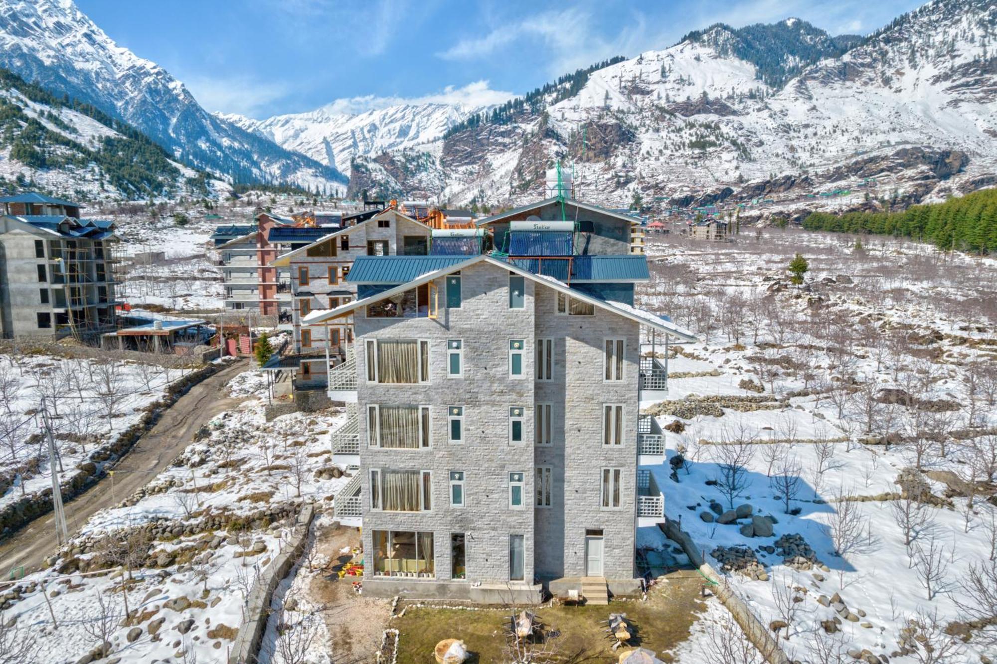 La Aero Resort Home In Snow Mountains Manāli Dış mekan fotoğraf